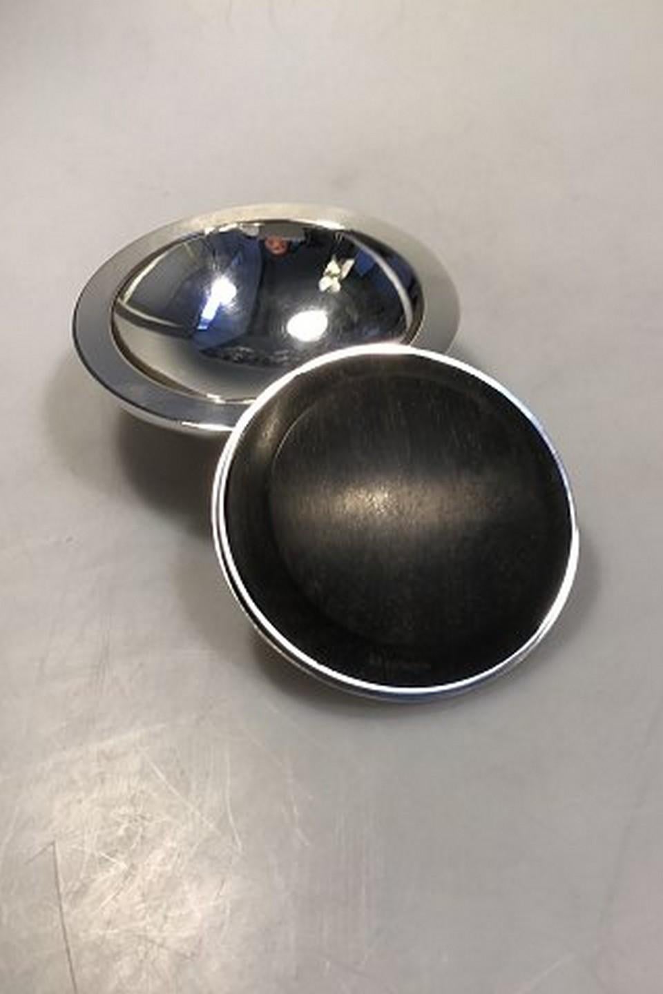 Art Deco Georg Jensen Sterling Silver Dish with lid No 224  For Sale