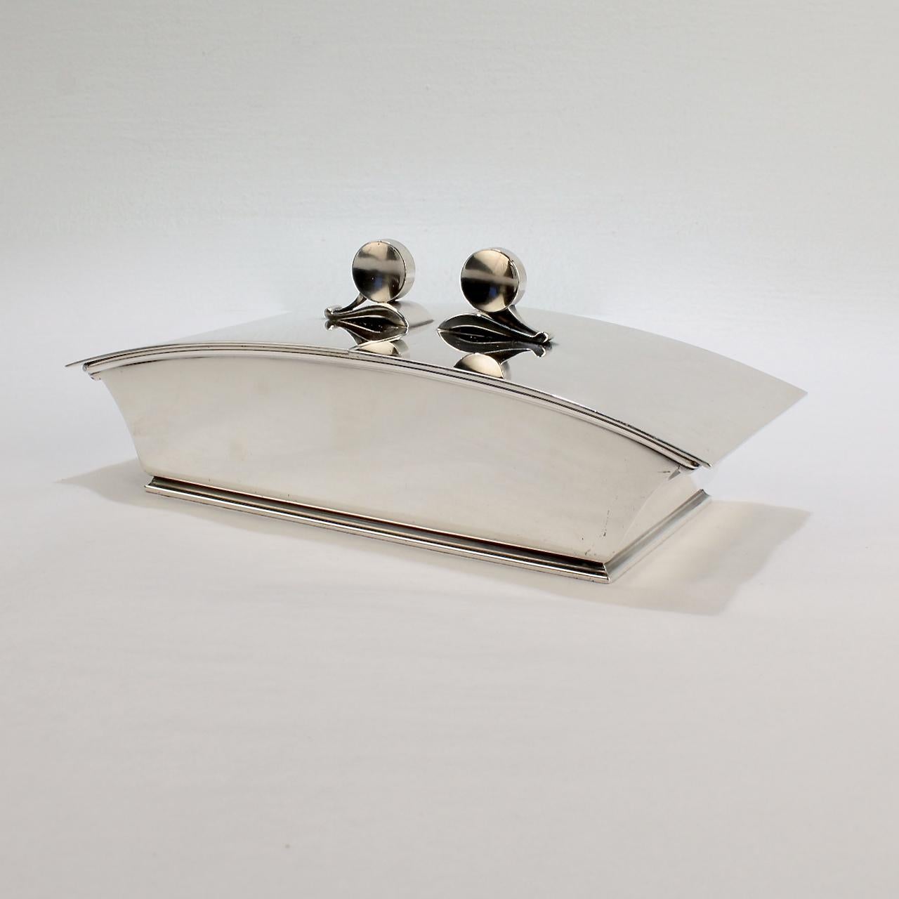 Georg Jensen Sterling Silver Dresser or Cigarette Box #829A by Harald Nielsen In Good Condition In Philadelphia, PA