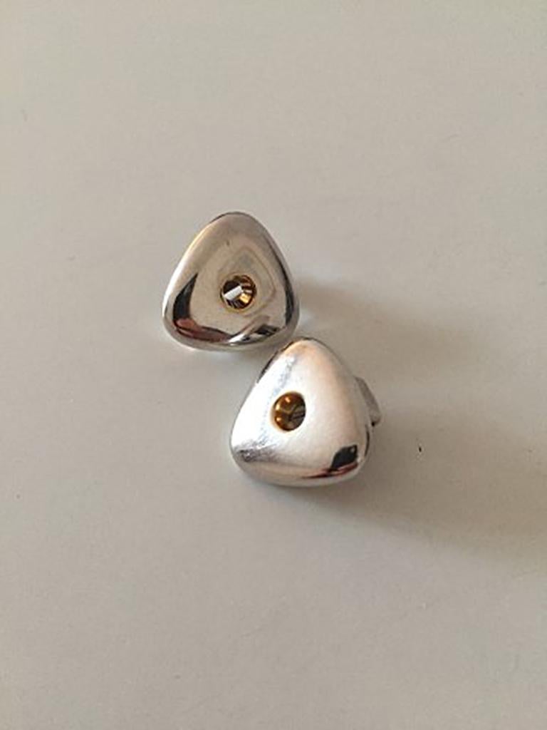 Georg Jensen Sterling Silver Earclips No 395. Measures 1.8 cm / 0 45/64 in. Weighs 15 g / 0.5 oz