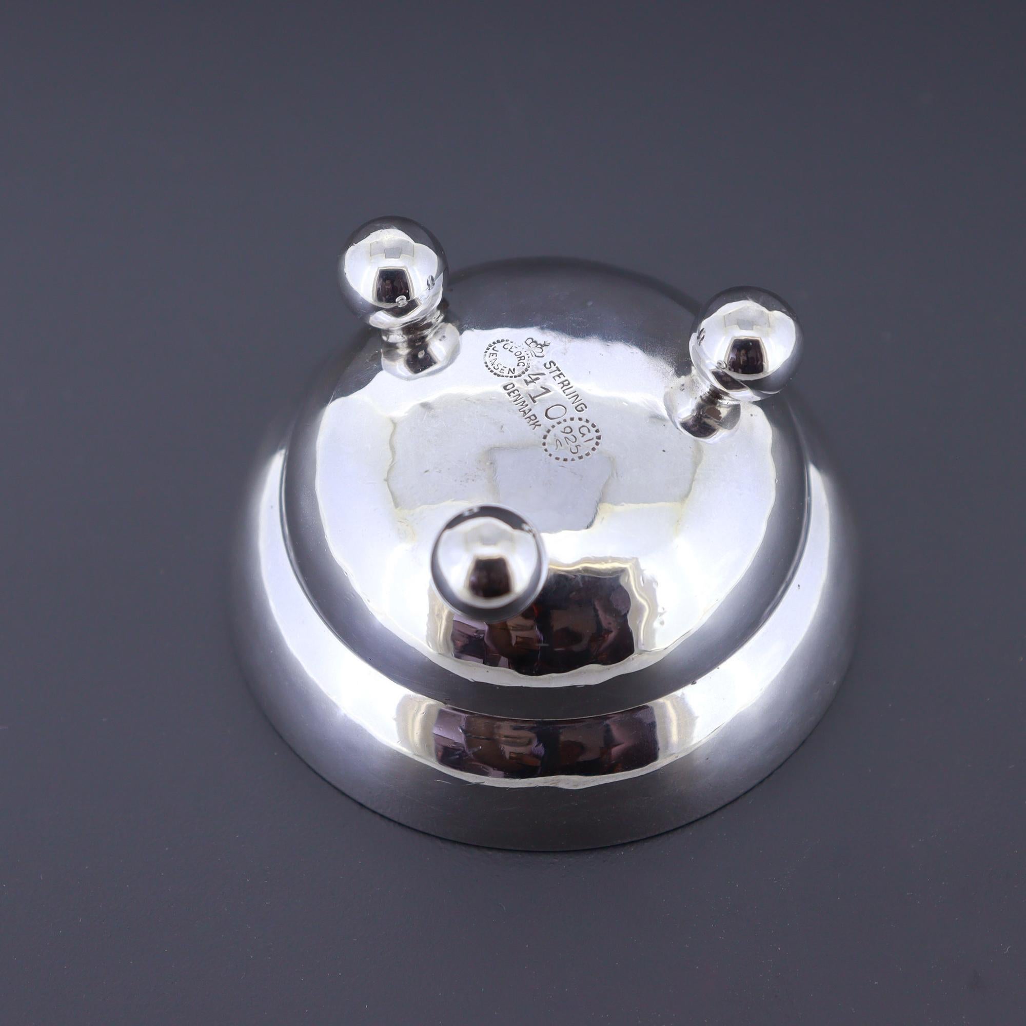 Paire de poivrières et de salières en argent et émail de Georg Jensen #410 en vente 7