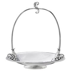 Cuenco/cesta con forma de racimo de uvas de Georg Jensen, en plata de ley, n.º 543, 1929