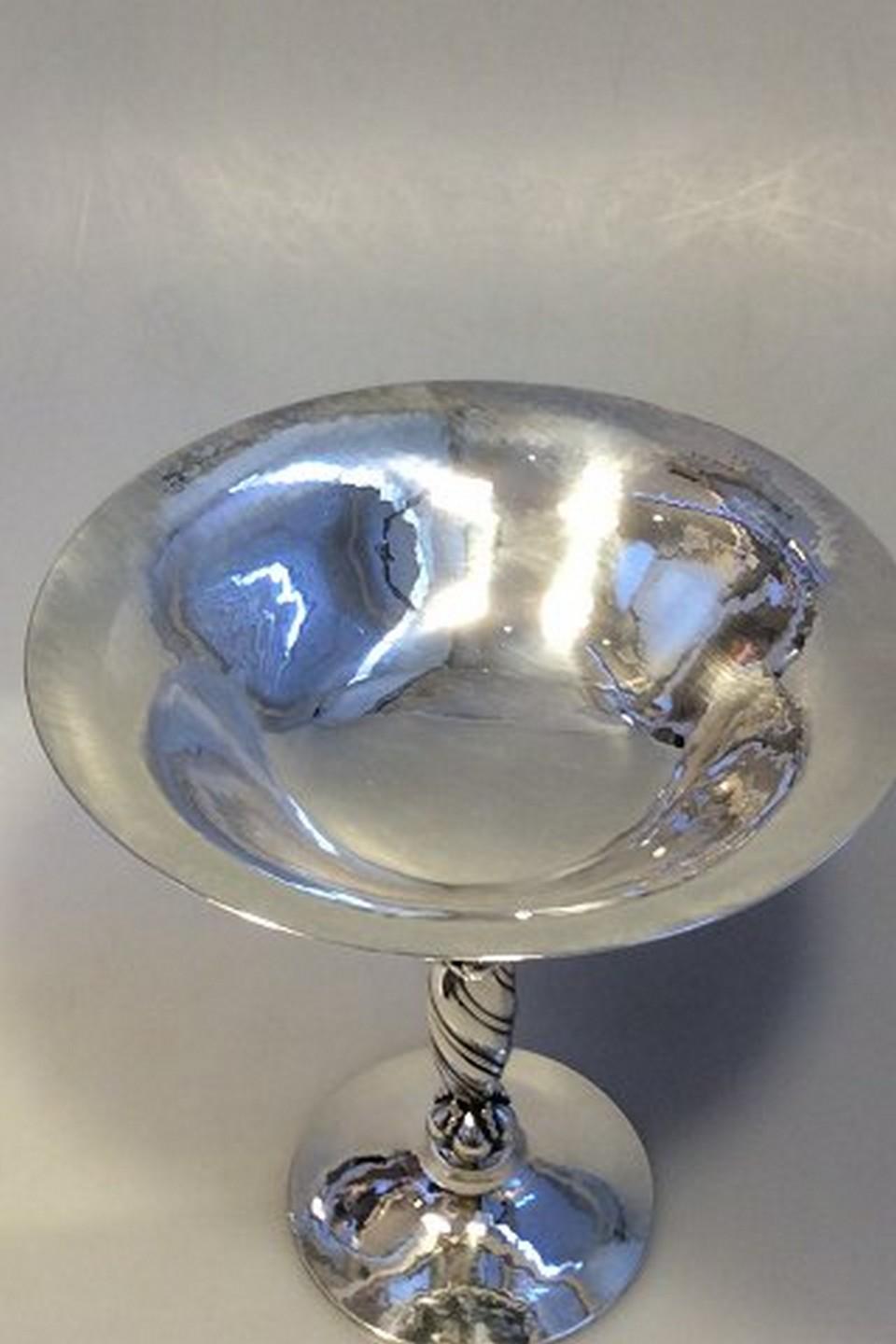 Art Nouveau Georg Jensen Sterling Silver Grape Bowl No. 263B
