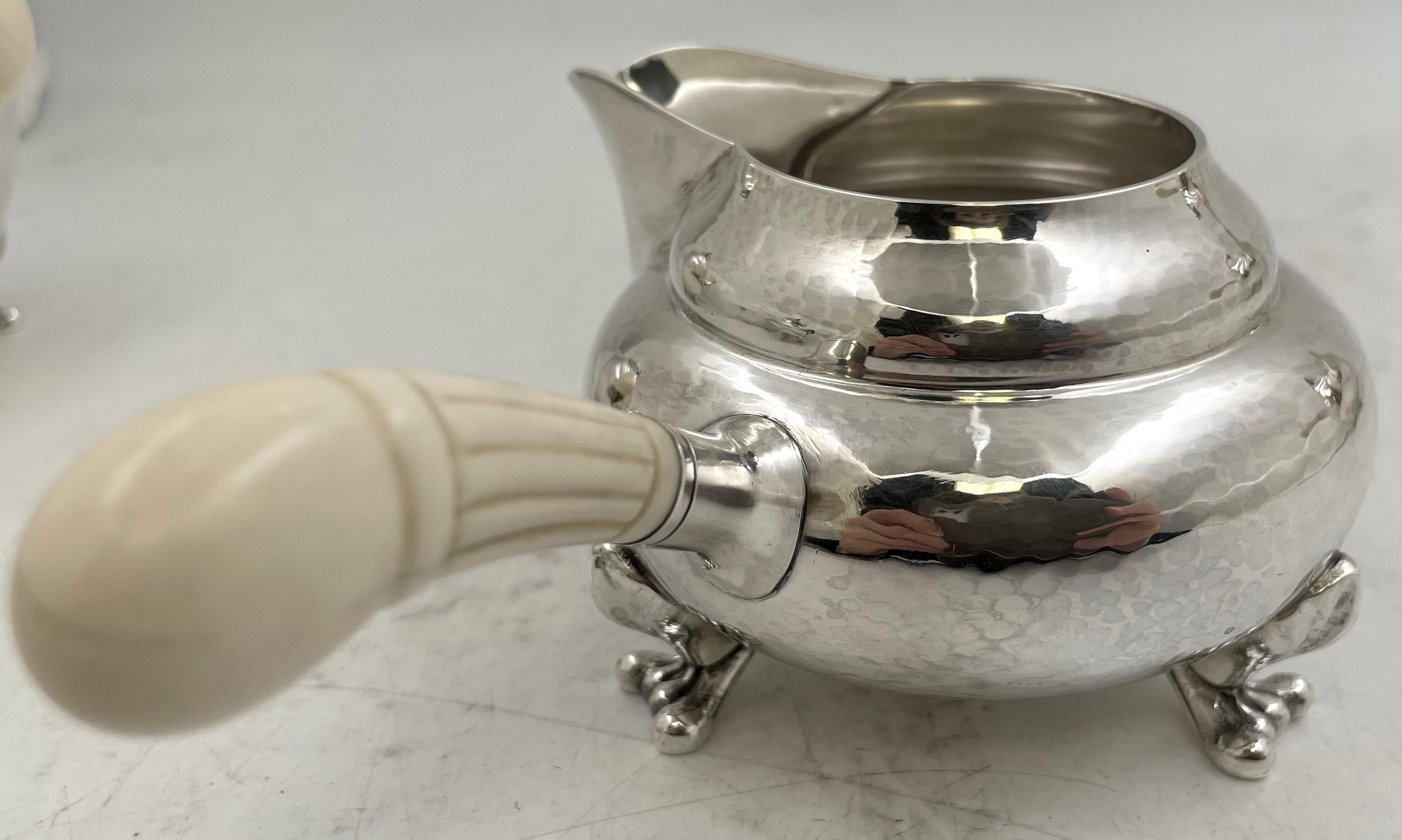 Georg Jensen Sterling Silver Hammered 5-Piece Tea & Coffee Set on Tray Blossom en vente 4