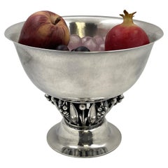 Georg Jensen Tazón de centro de mesa martillado de plata de ley nº 197C Estilo Art Nouveau
