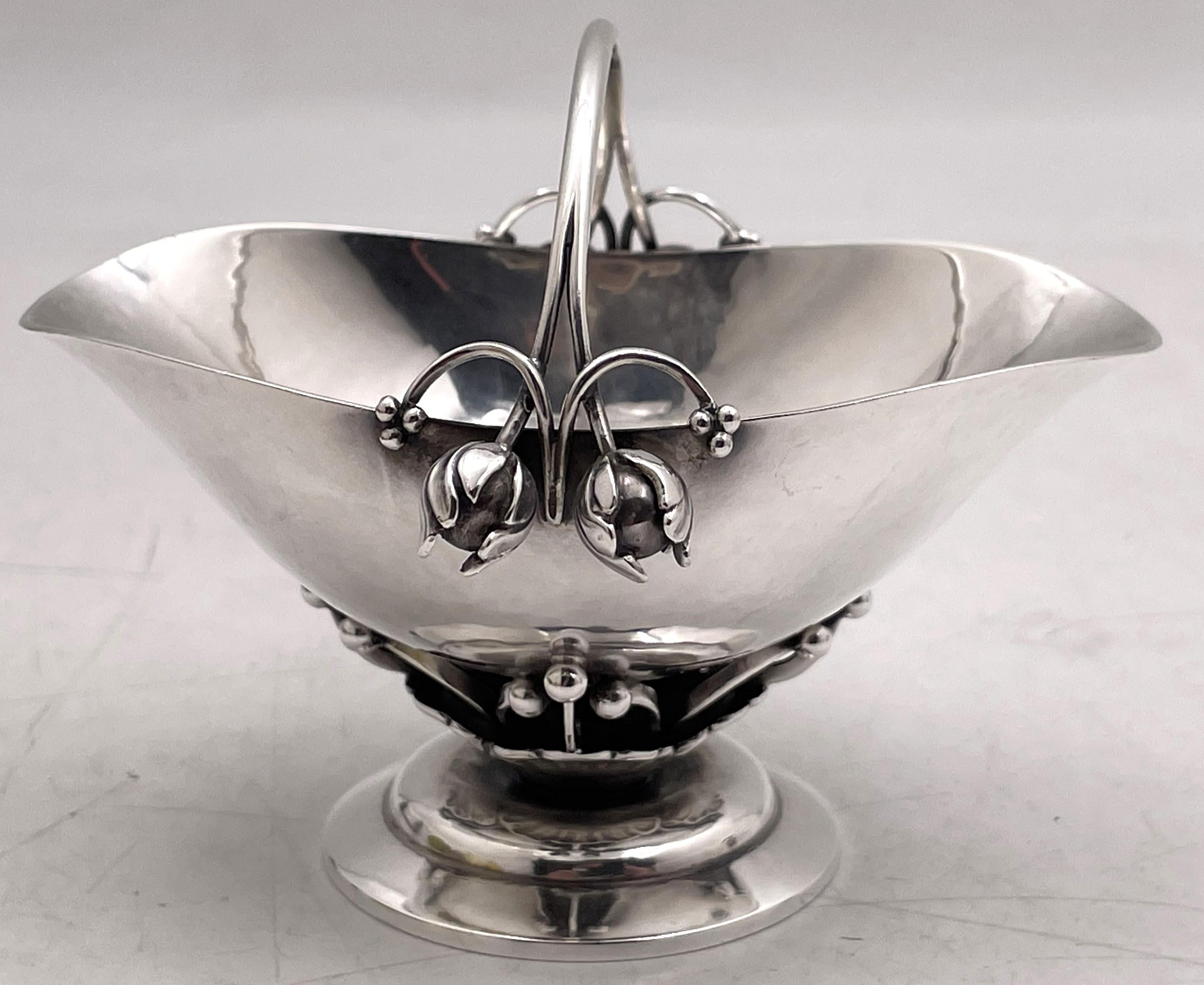 Argento Cremiera e zuccheriera in argento sterling di Georg Jensen martellata a mano #235A in vendita