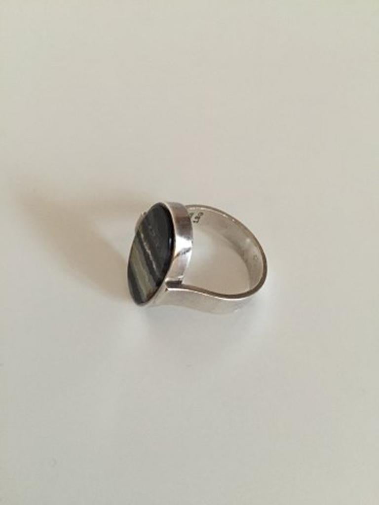 Georg Jensen Sterling Silver Harald Nielsen Ring No 189 with Agate. Ring Size 59 / US 8 3/4.
Weighs 7.5 g / 0.25 oz.