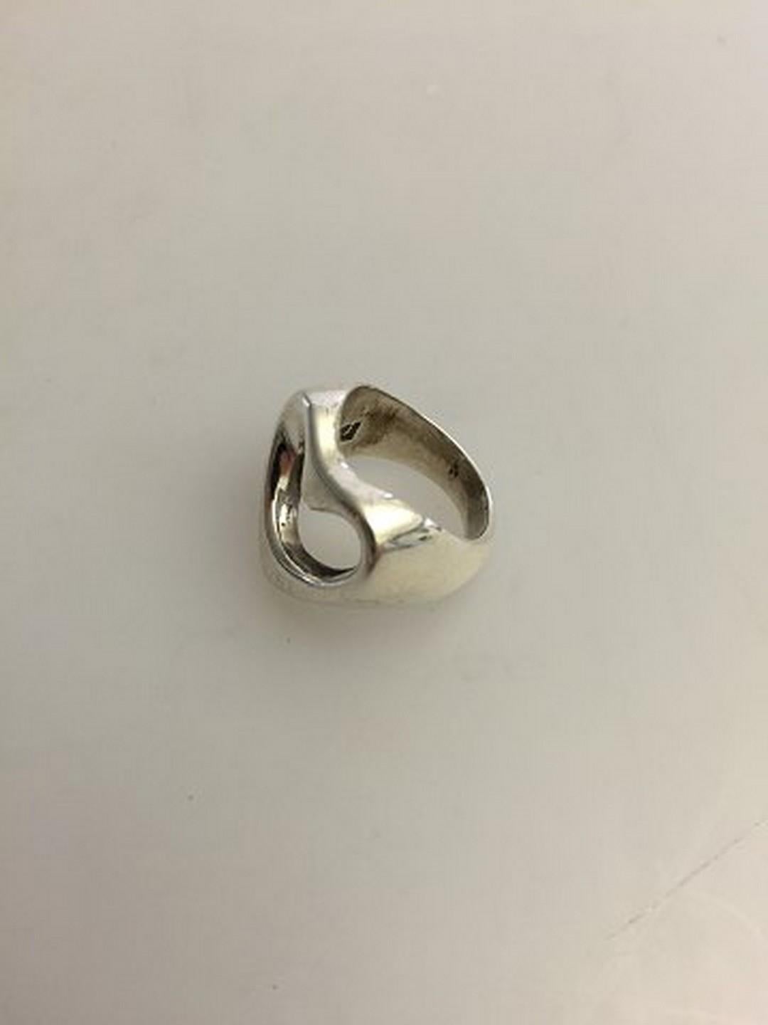 Georg Jensen Sterlingsilber-Herzring Nr. 193, entworfen von Henning Koppel im Zustand „Gut“ im Angebot in Copenhagen, DK