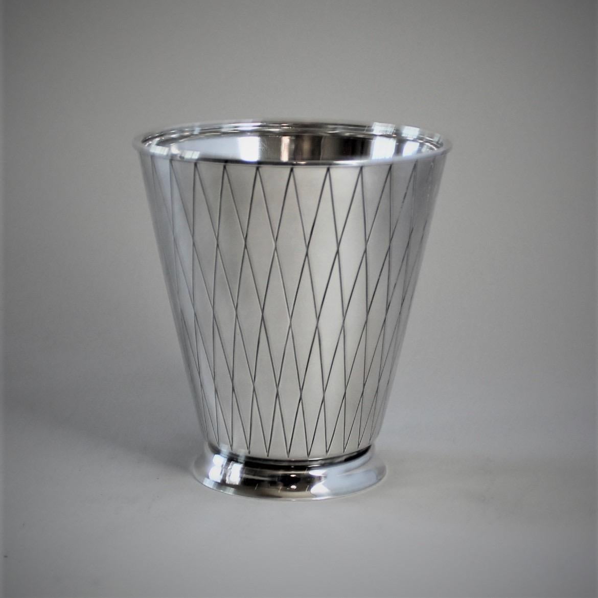 Georg Jensen Sterling Silver Ice Bucket, No. 819 by Sigvard Bernadotte In Good Condition In Big Bend, WI