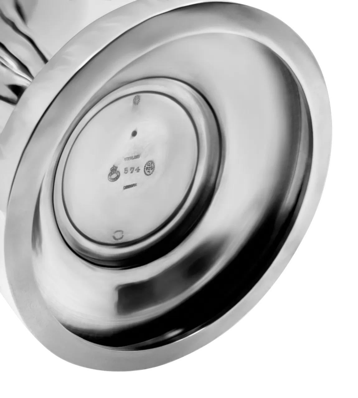 Große Tazza aus Sterlingsilber von Georg Jensen #574 (Dänisch) im Angebot