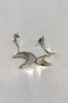 Georg Jensen, pendants d'oreilles Mobius n° 370 Torun