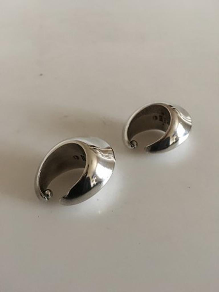 Georg Jensen Sterling Silver Nanna Ditzel Earrings No 126B. Measures 2 cm / 0 25/32 in. diameter. Weighs 17 g / 0.55 oz. In nice condition.