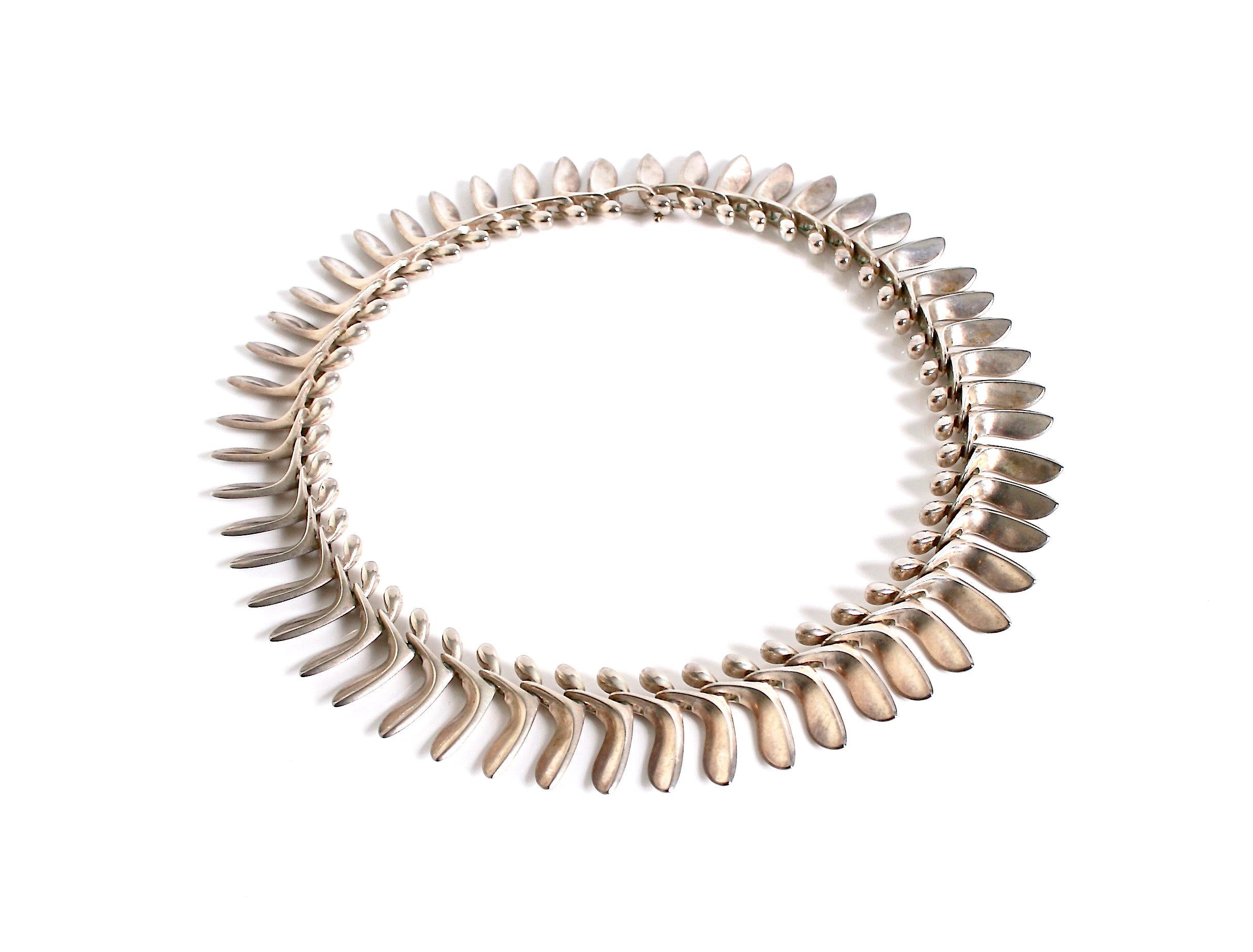 Modernist Georg Jensen Sterling Silver Necklace Designed by Bent Gabrielsen, circa 1953 For Sale