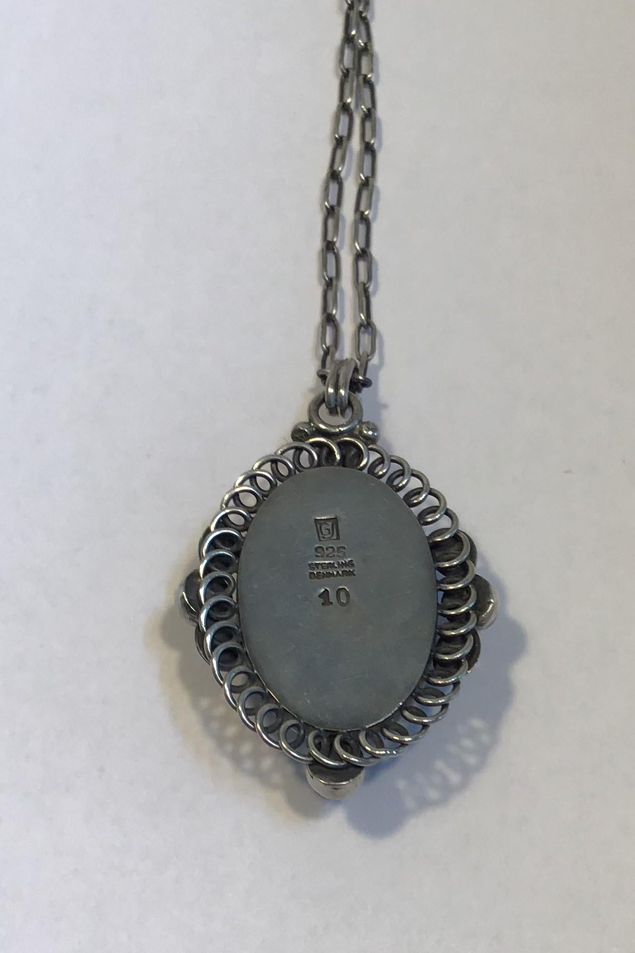 Georg Jensen Sterling Silver Necklace with Pendant No 10 In Good Condition In Copenhagen, DK