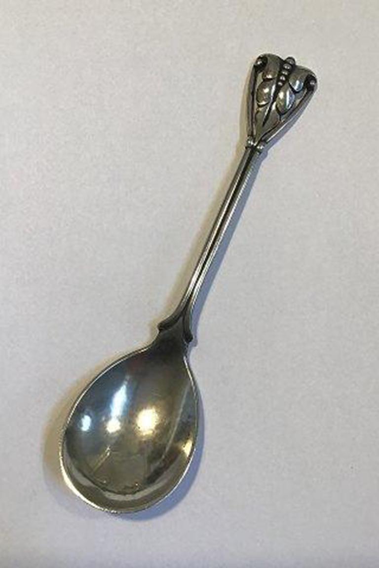 Georg Jensen Sterling Silver Ornamental Compote Spoon No 53 In Good Condition For Sale In Copenhagen, DK