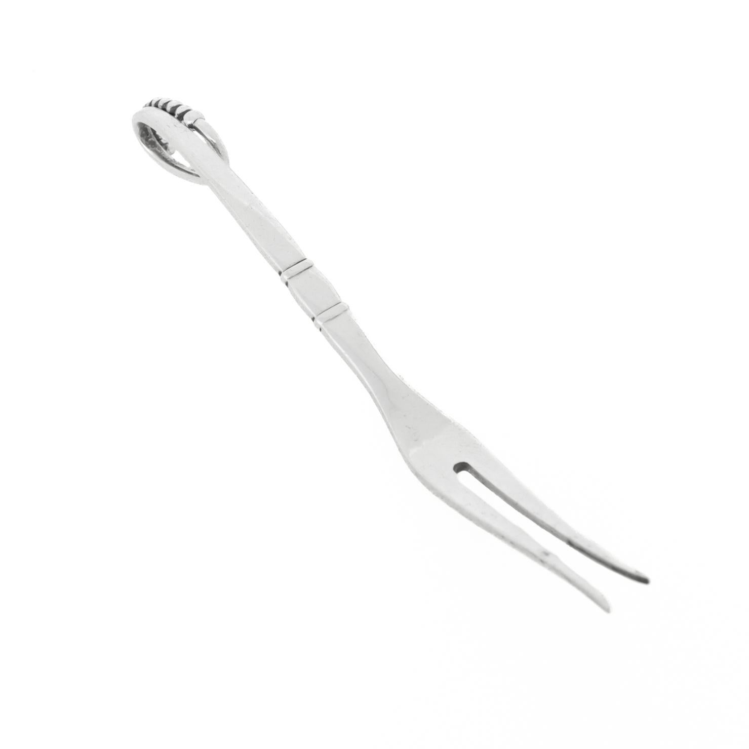 Georg Jensen Tenedor ornamental para limones de plata de ley Escandinavo moderno en venta