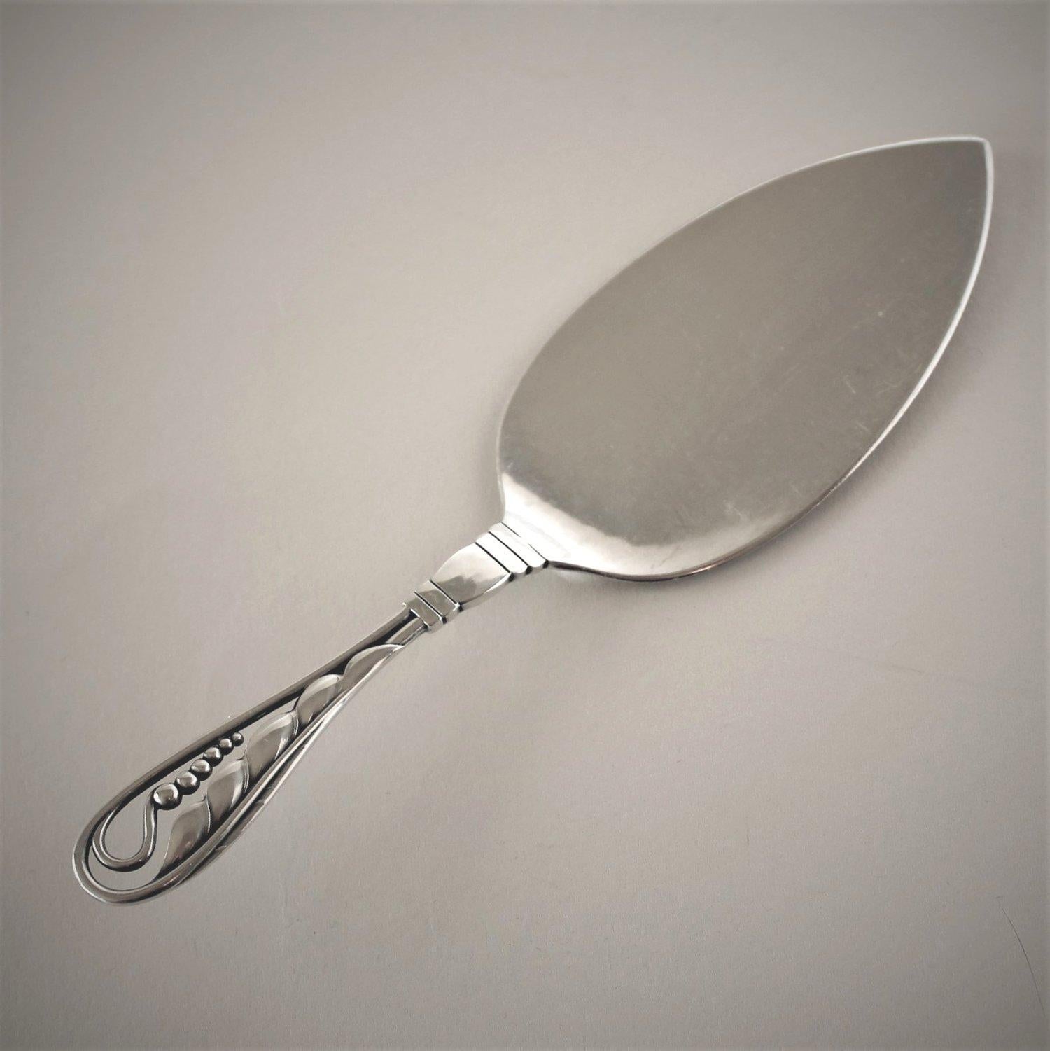 Danish Georg Jensen Sterling Silver Ornamental Pie Server No. 42 For Sale