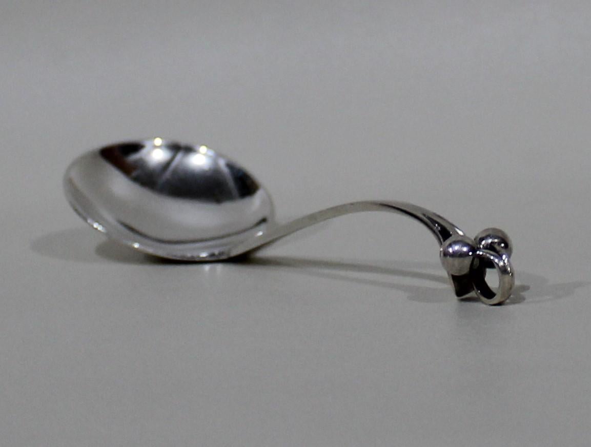 Georg Jensen Sterling Silver Ornamental Serving Spoon In Good Condition In Hamilton, Ontario