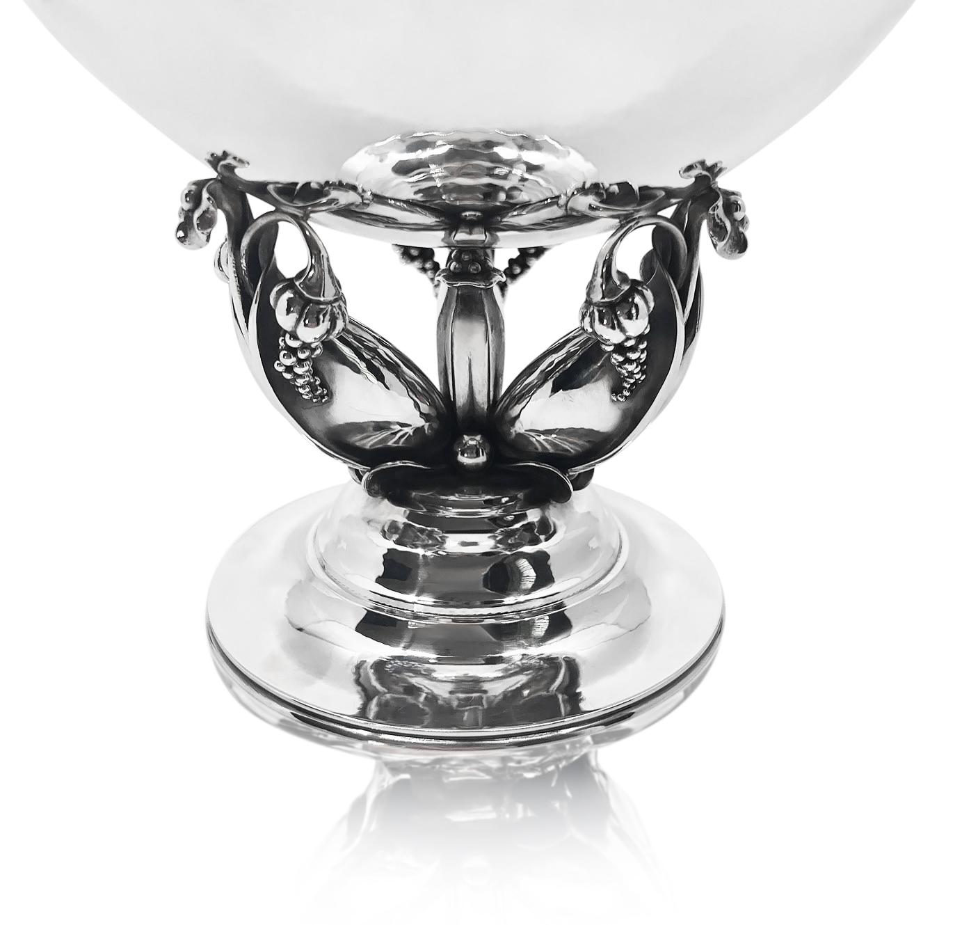 Art Nouveau Georg Jensen Sterling Silver Ornate Grape Bowl 468A For Sale