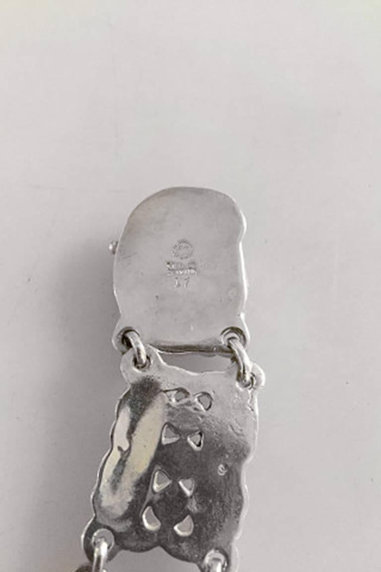 Modern Georg Jensen Sterling Silver Pidgeon Bracelet No 17 For Sale
