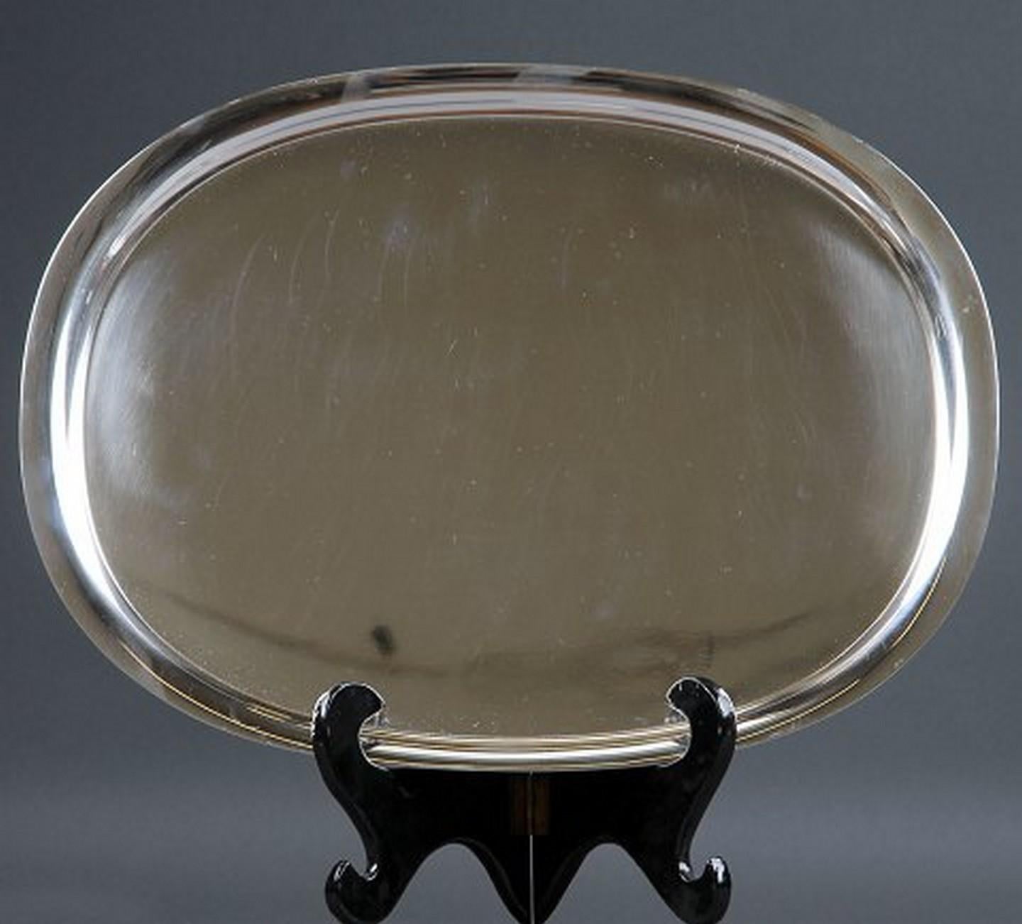 Georg Jensen sterling silver Piet Hein Elipse tray no 1146C. Measures 41cm x 31cm(16.14 in x 12.20 in)and is in good condition.
Item no.: 210707.
 