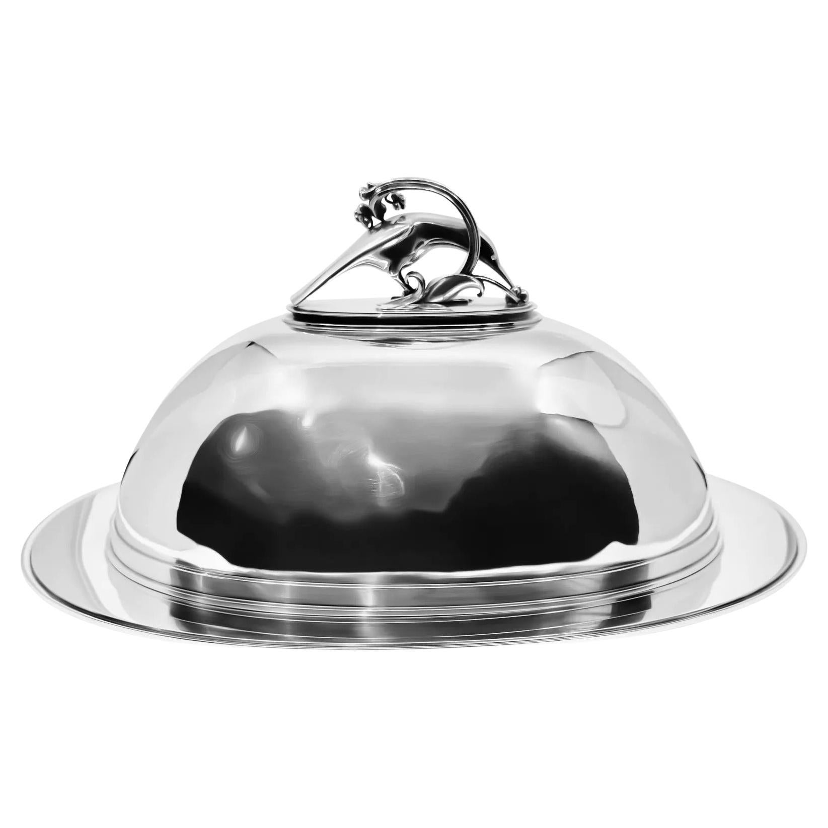 Georg Jensen Plato con tapa piramidal Art Déco de plata de ley de los años 600