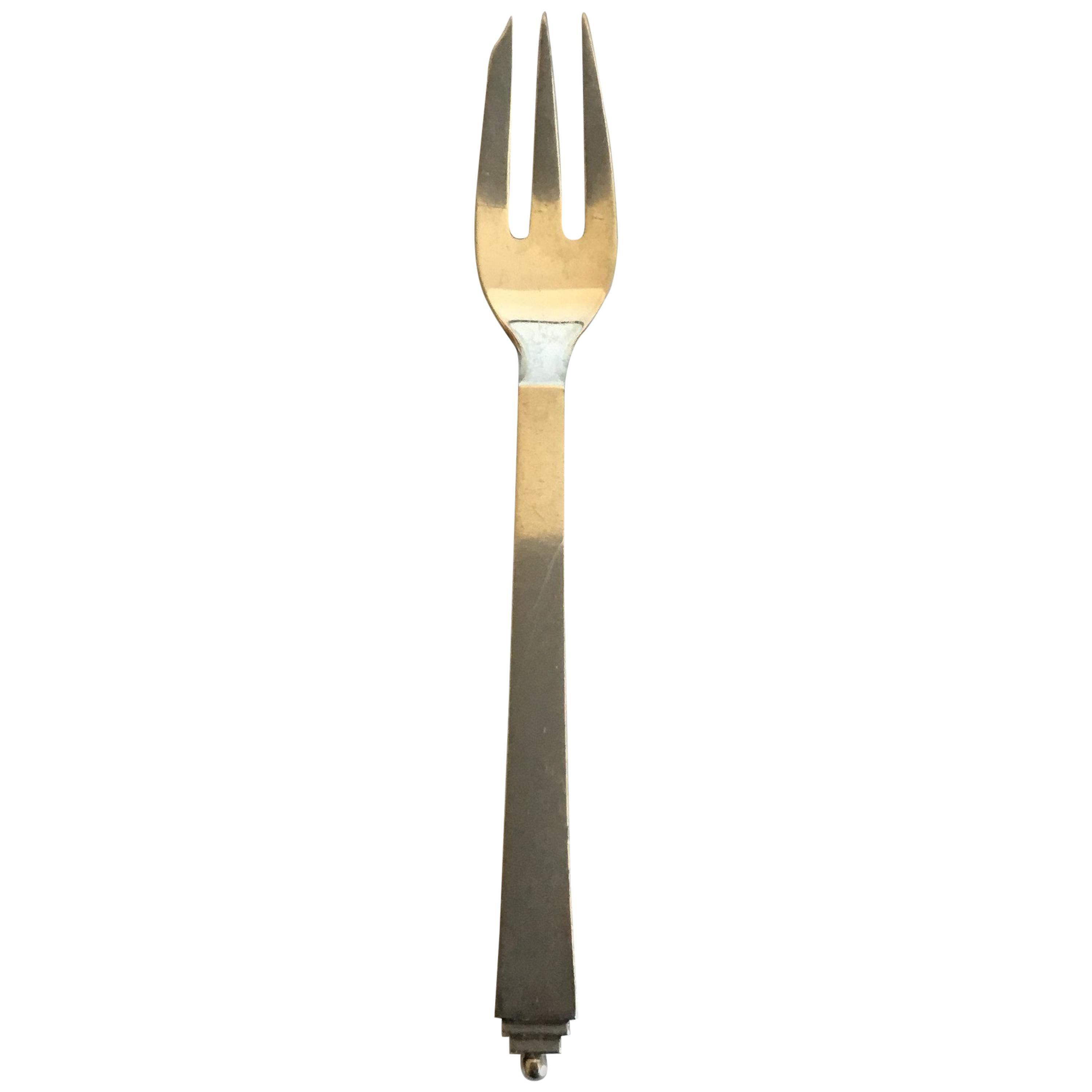 Georg Jensen Sterling Silver Pyramid Pastry Fork No 043 For Sale