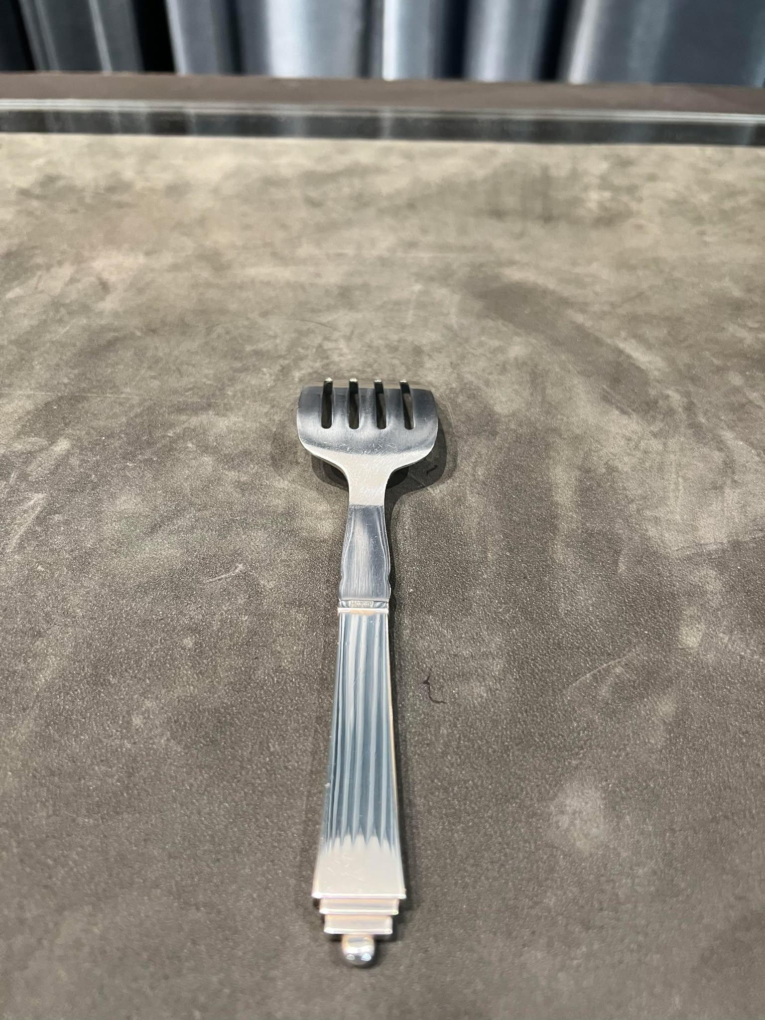 Georg Jensen Sterlingsilber Pyramiden-Fischservierbesteck 216 (Dänisch) im Angebot