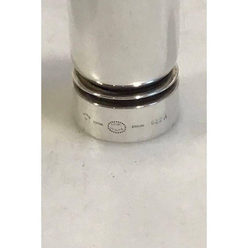 Georg Jensen sterling silver pyramid pepper grinder / mill no 632.

Measures 9cm / 3.5 inch 150 grams / 5.29 oz.