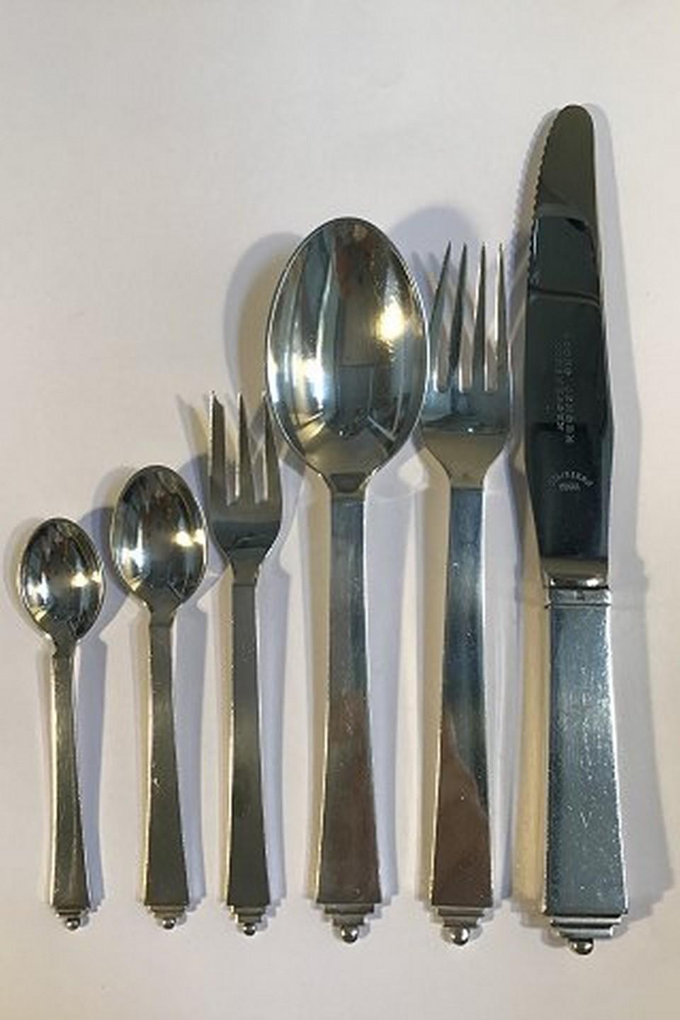 Art Déco Georg Jensen Set di piramidi in argento per 12 persone 