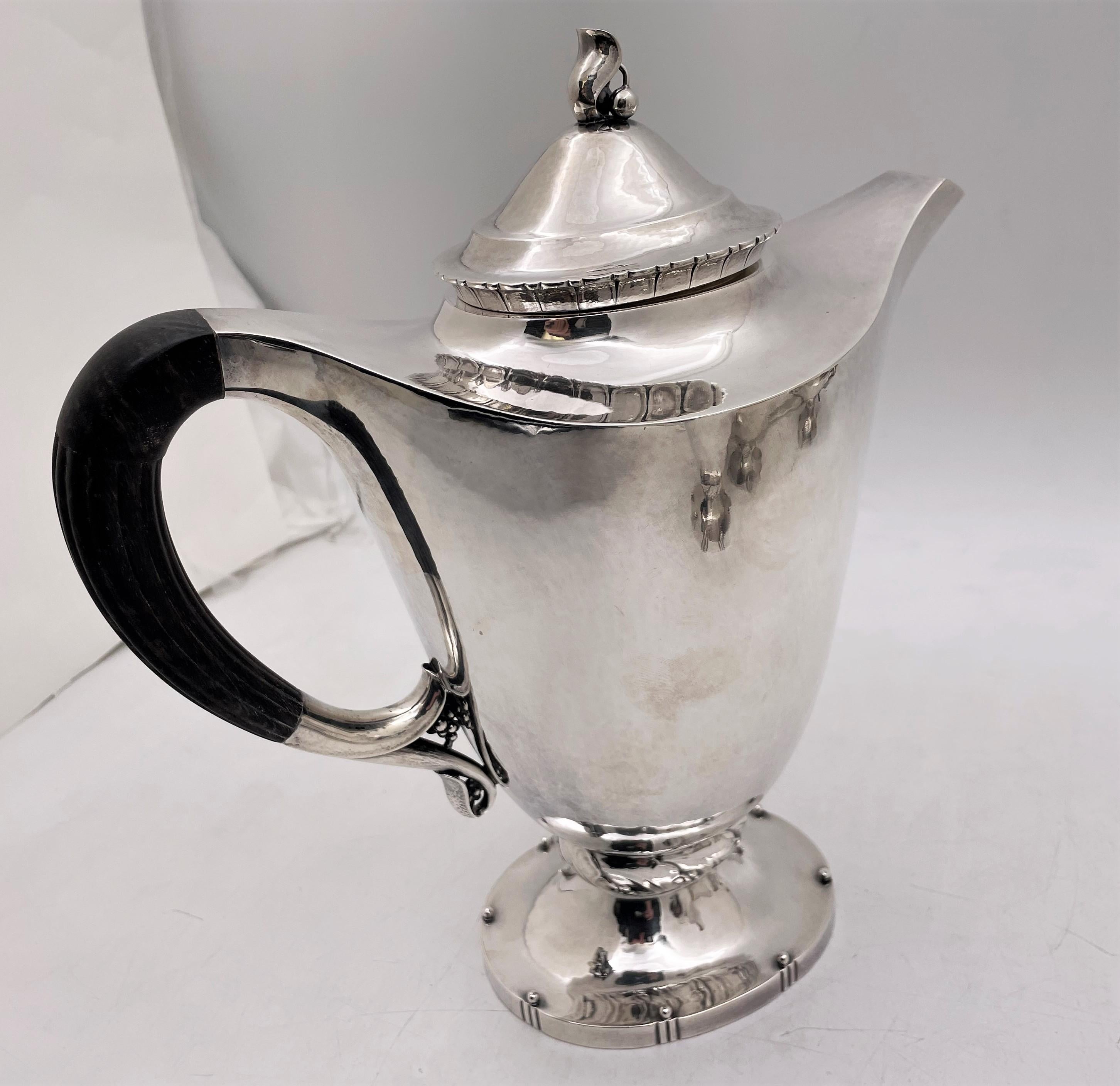 Hammered Georg Jensen Sterling Silver Rare 4-Piece Tea & Coffee Set in Pattern 71 For Sale