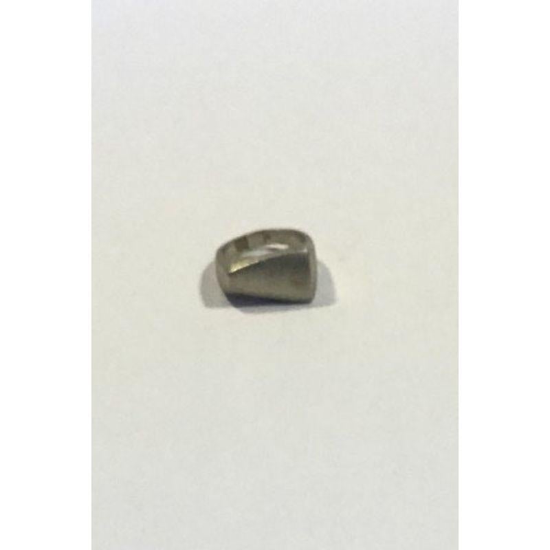 Georg Jensen Sterling Silver Ring No 141 Satin Finish 

Ring Size 55 US 7 1/4 Weight 11.6 gr/o.41 oz
