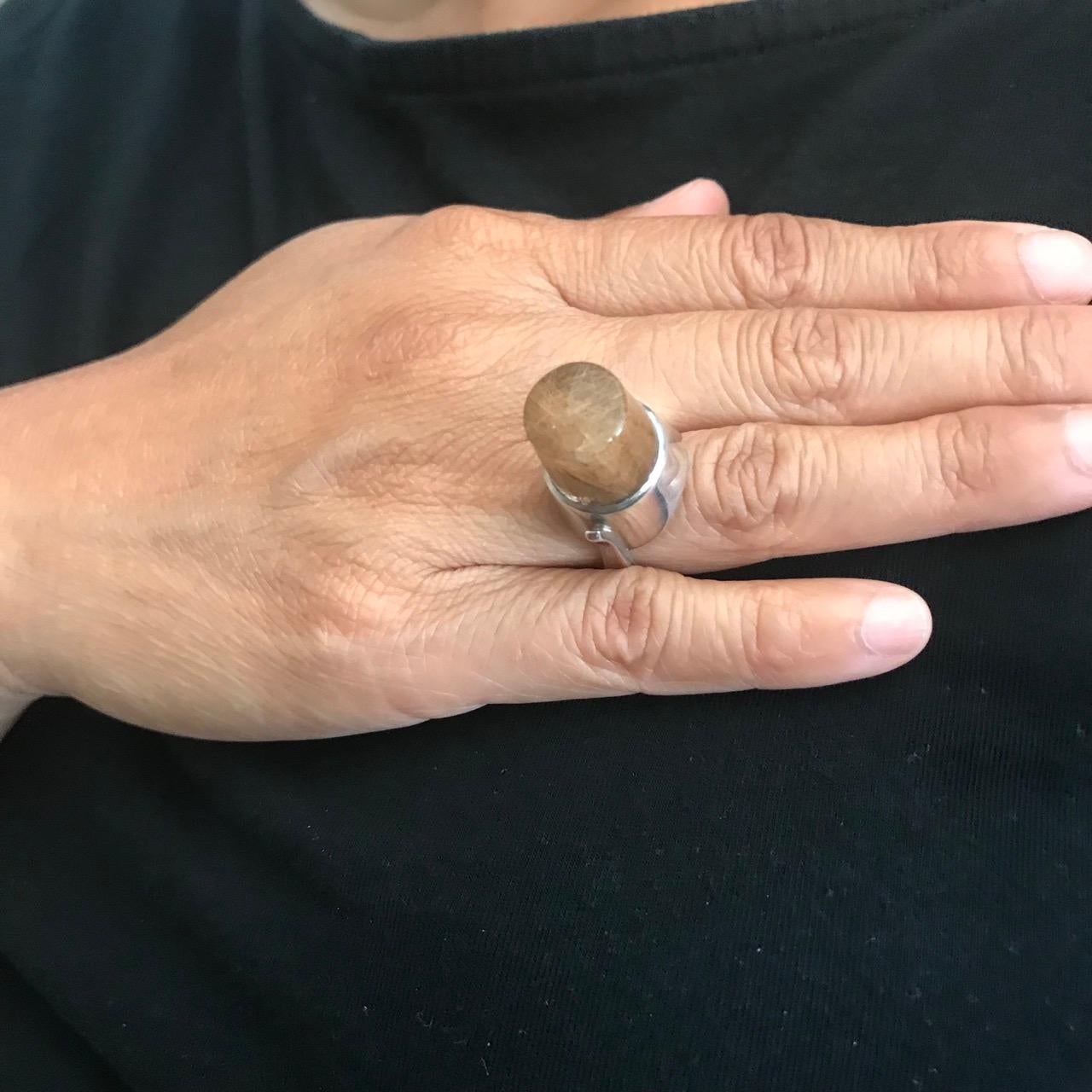 Georg Jensen Sterling Silver Ring No. 151 by Vivianna Torun(Size 5) In Excellent Condition For Sale In San Francisco, CA