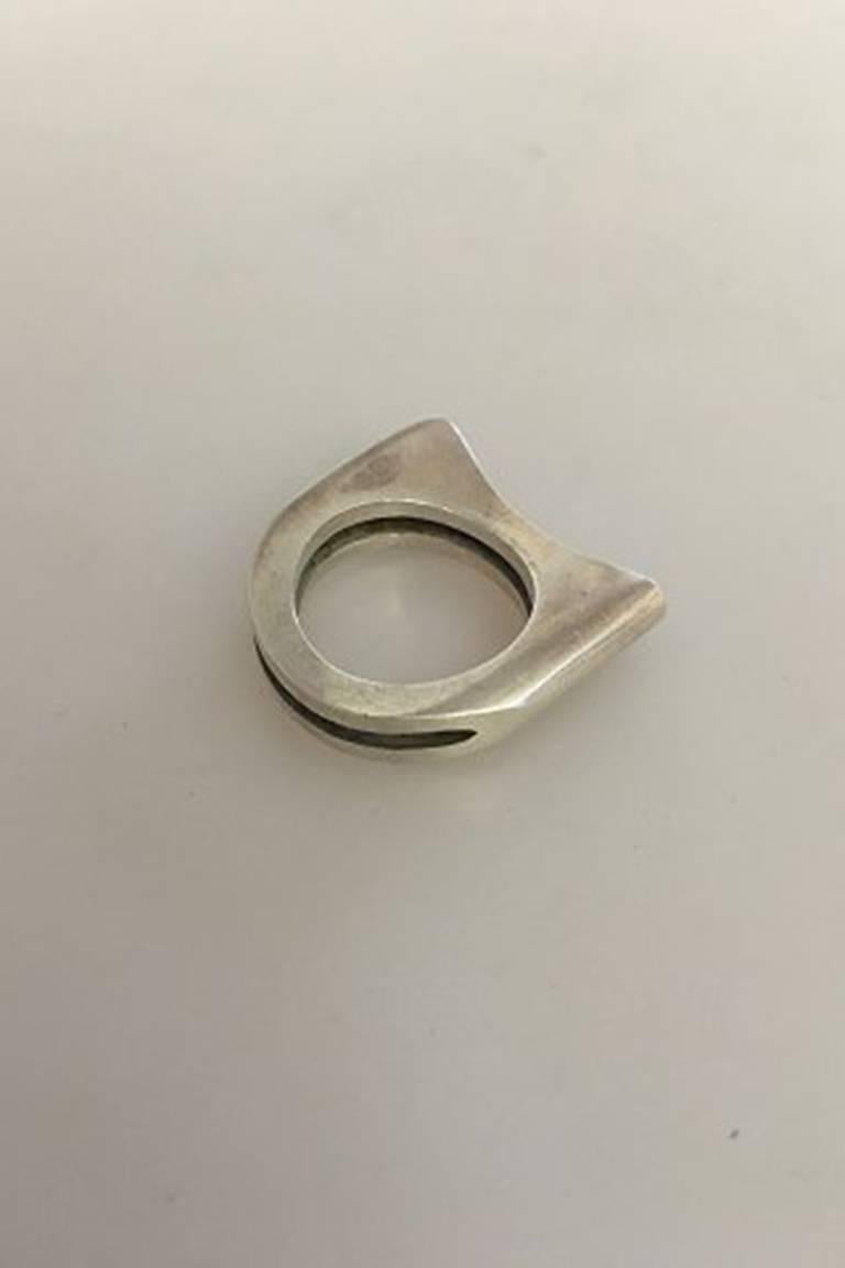 Georg Jensen Sterling Silver Ring No 32A. With newer mark.

Ring Size 55 / 7 1/4. Weighs 12 g / 0.40 oz.
