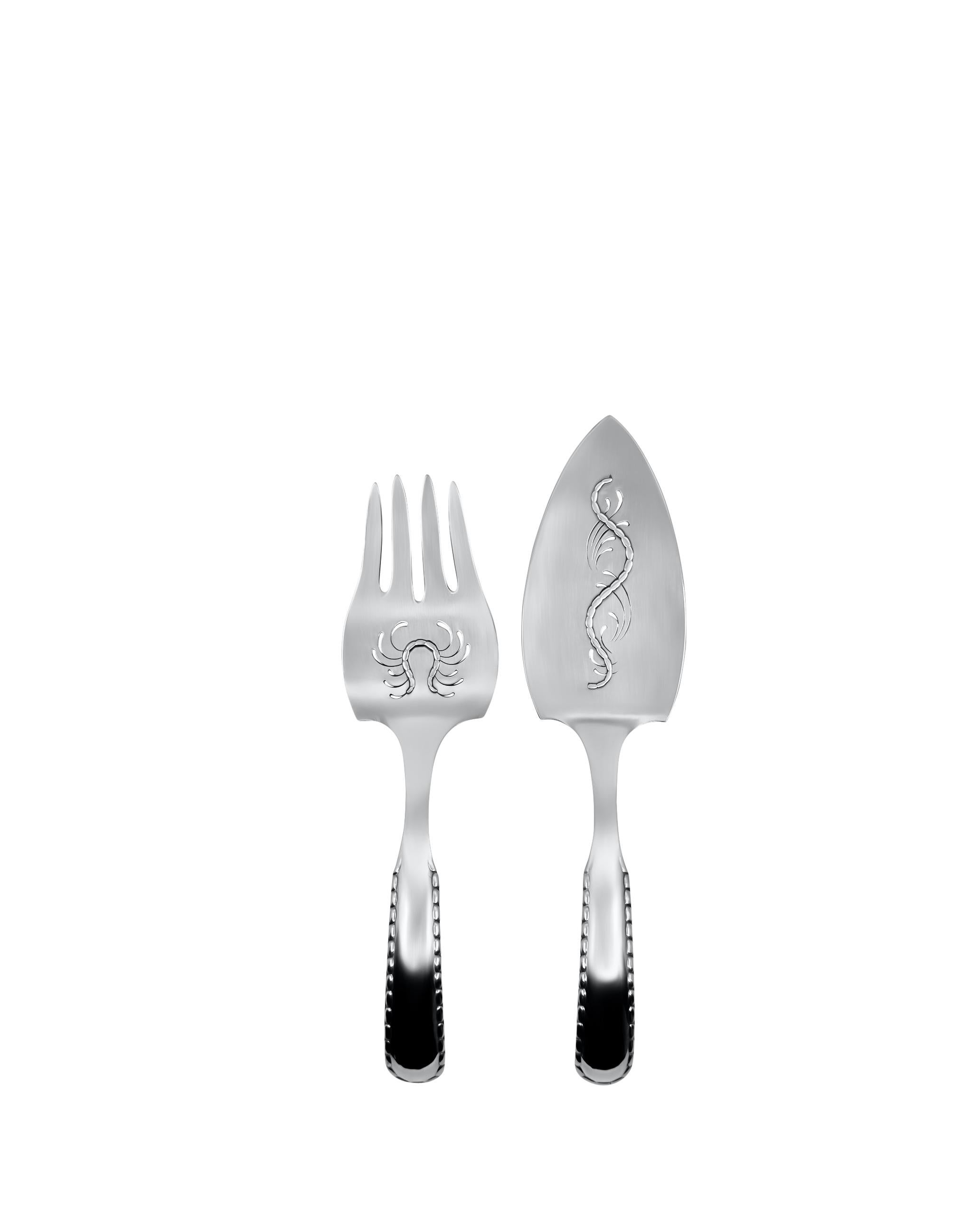 an early and exceptional Georg Jensen 830 sterling silver fish set in the Rope/Perle Pattern, showcasing unparalleled quality and craftsmanship. This divine set comprises a fork and a matching server, both exquisitely adorned with intricate hand