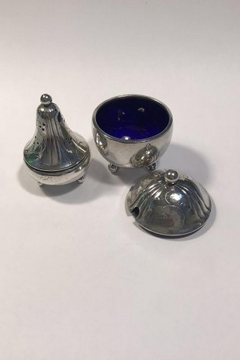 Georg Jensen sterling silver salt and pepper set no 433 1925-1933 blue enamel H 5 cm/2