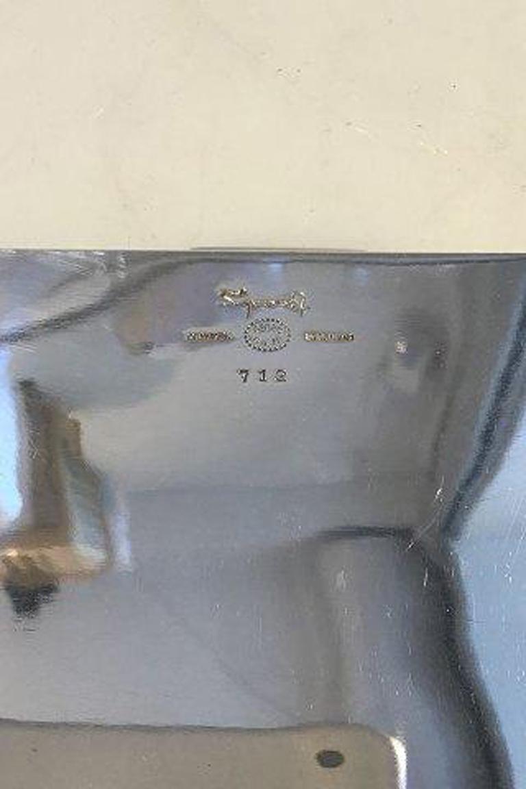 XX secolo Georg Jensen Scatola Sigvard Bernadotte in argento 925 con coperchio n. 712 in vendita