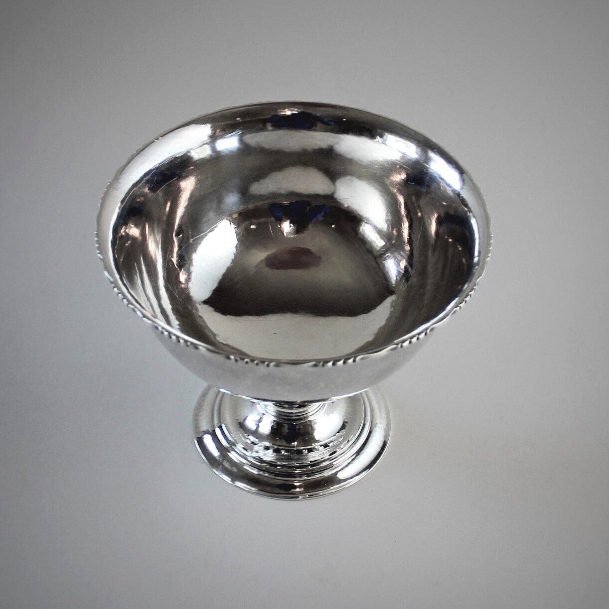 Art Nouveau Georg Jensen Sterling Silver Small Louvre Bowl, No, 180B For Sale