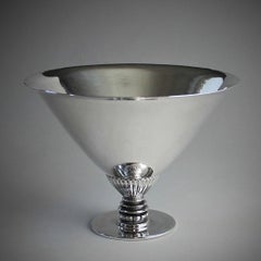 Georg Jensen Sterling Silver Triangular Hammered Bowl, No259 by Gundorph Albertu