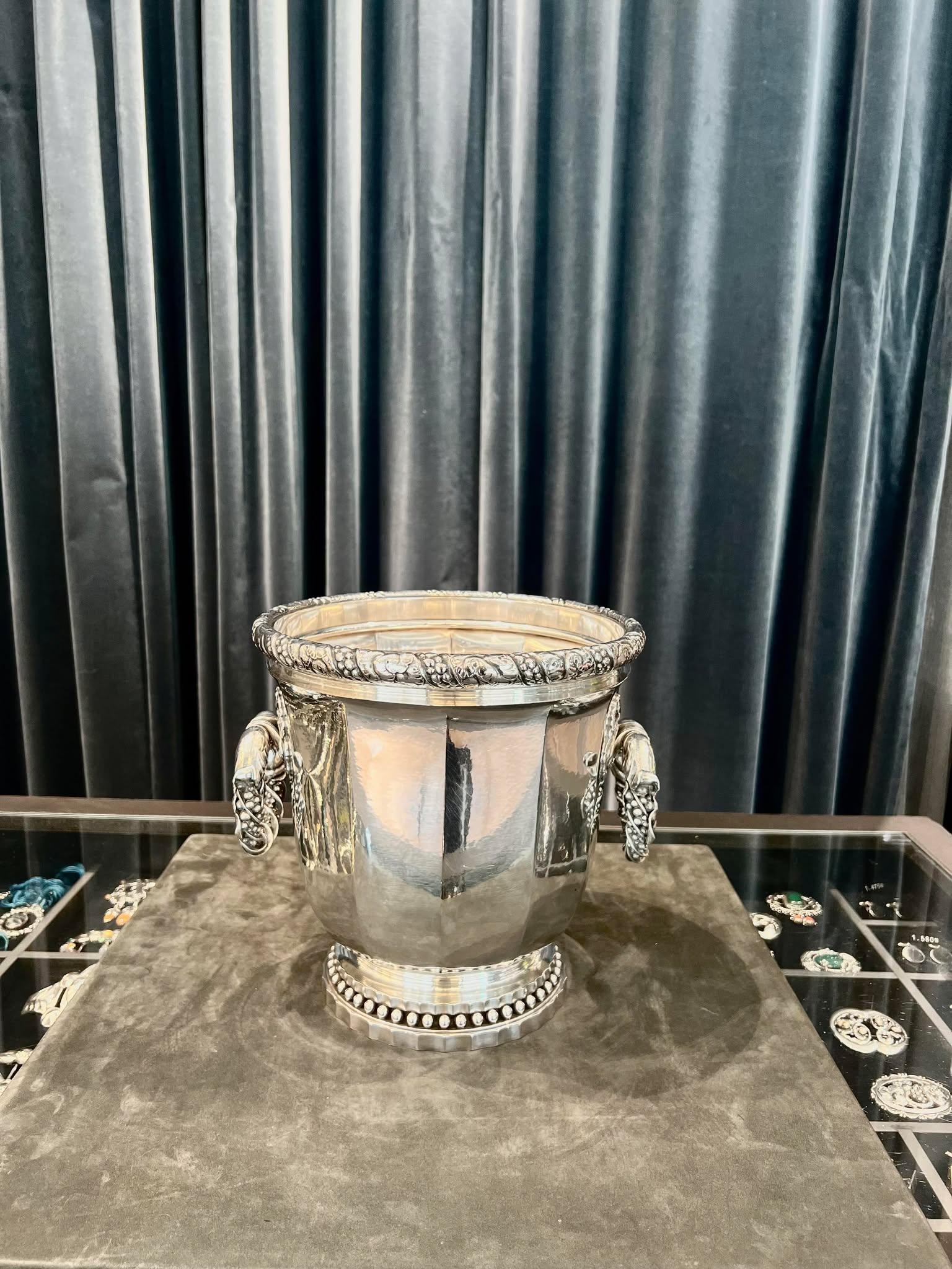 Georg Jensen Cubo/enfriador de vino de plata de ley 357 Martillado