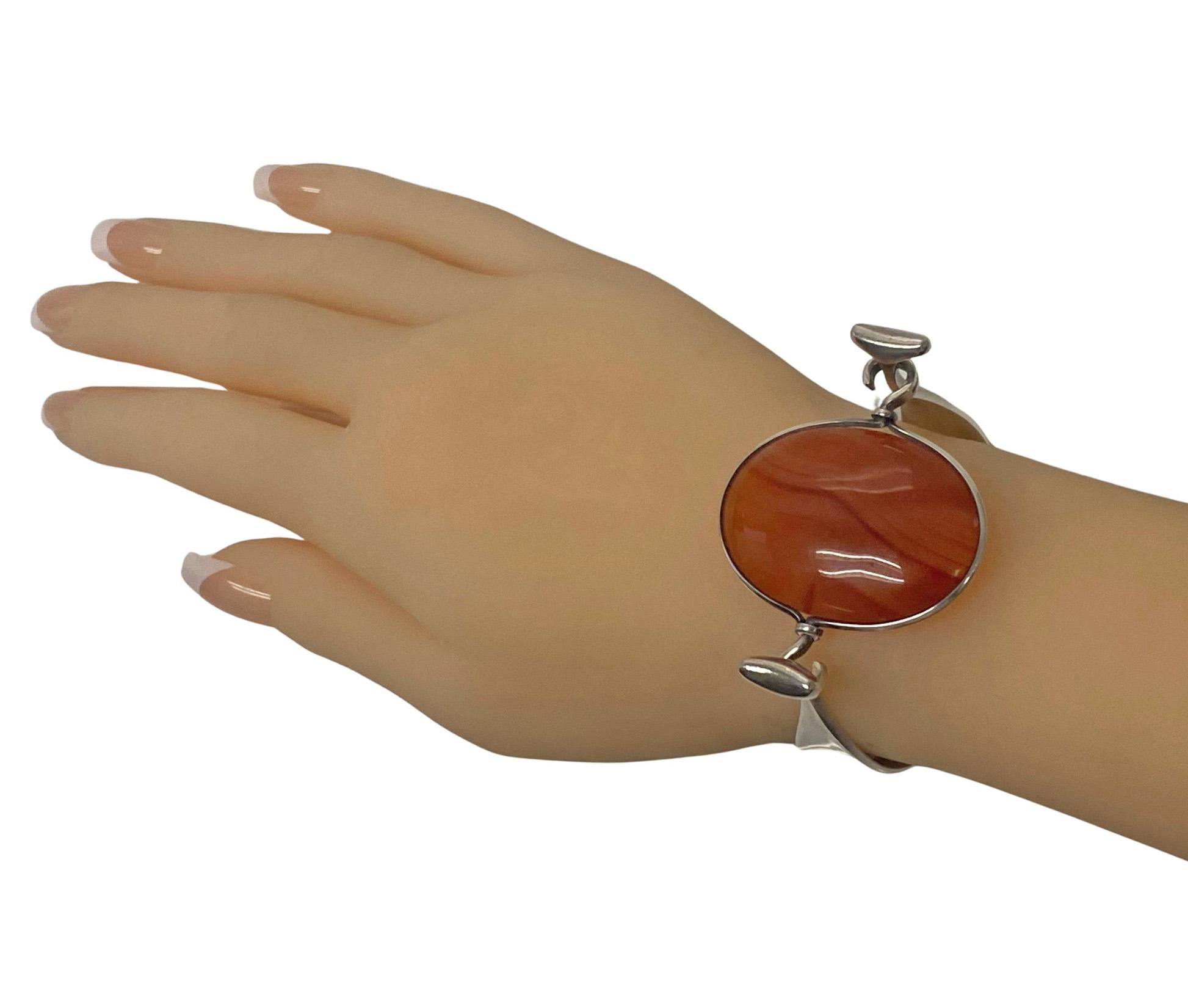 Georg Jensen, bracelet jonc Torun en agate rouge n° 203 C. 1960 en vente 2
