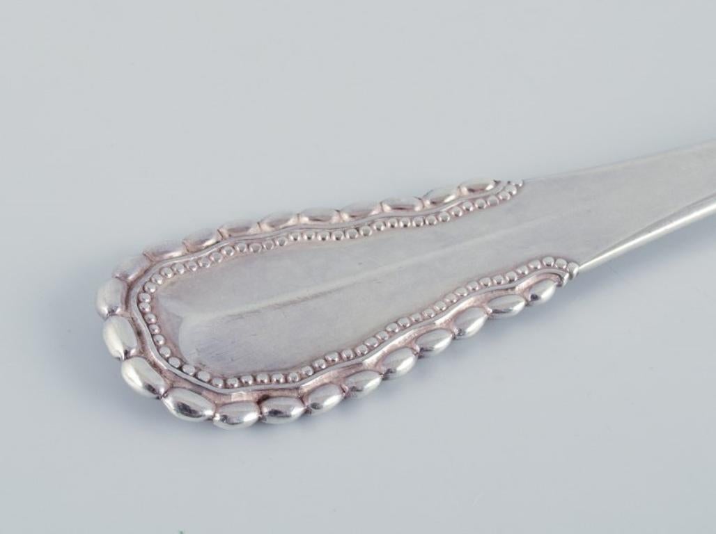 Danish Georg Jensen, Viking, large serving spade in 830 silver. For Sale