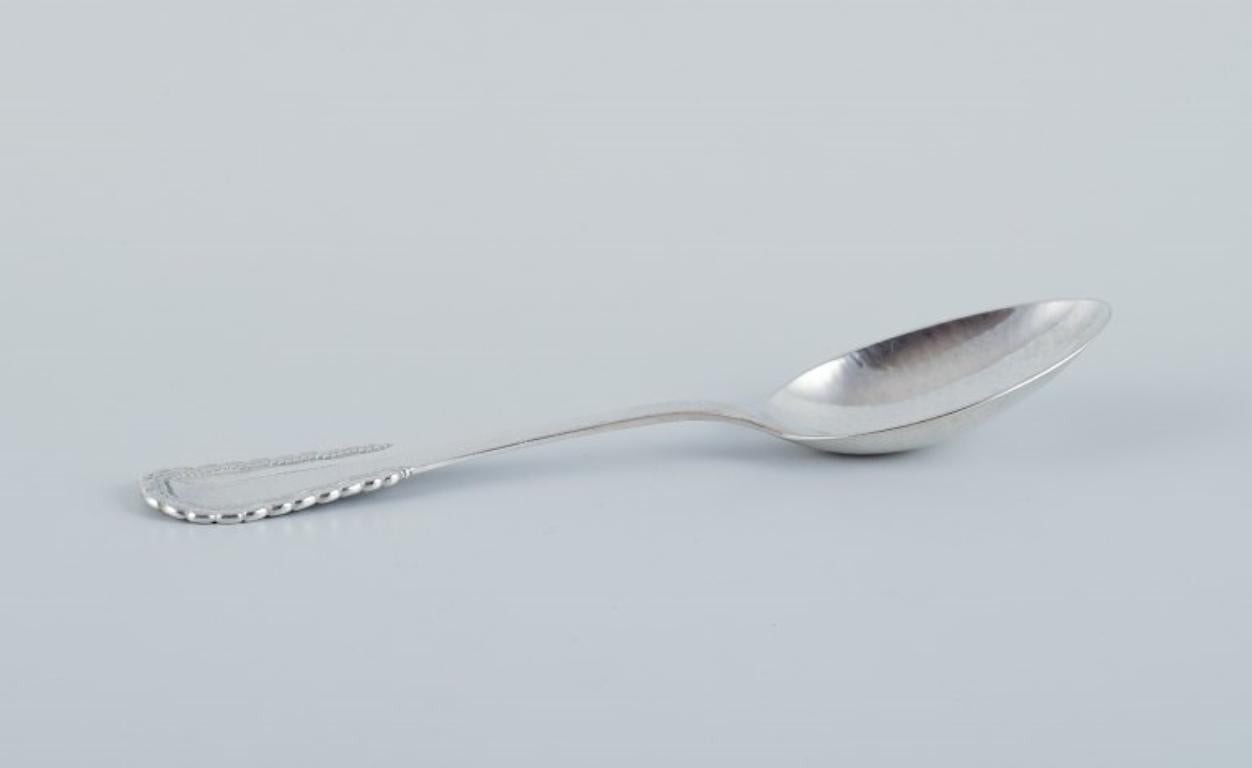 Georg Jensen, Wikinger, Satz von sieben großen Esslöffeln aus 830er Silber. (Dänisch) im Angebot