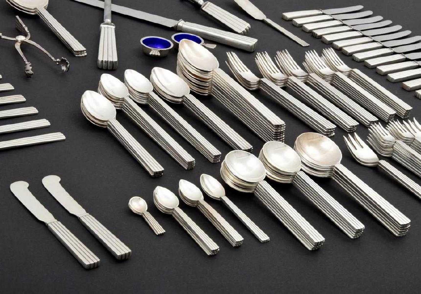 Georg Jenson Bernadotte Flatware Set, 145 Pieces For Sale 1