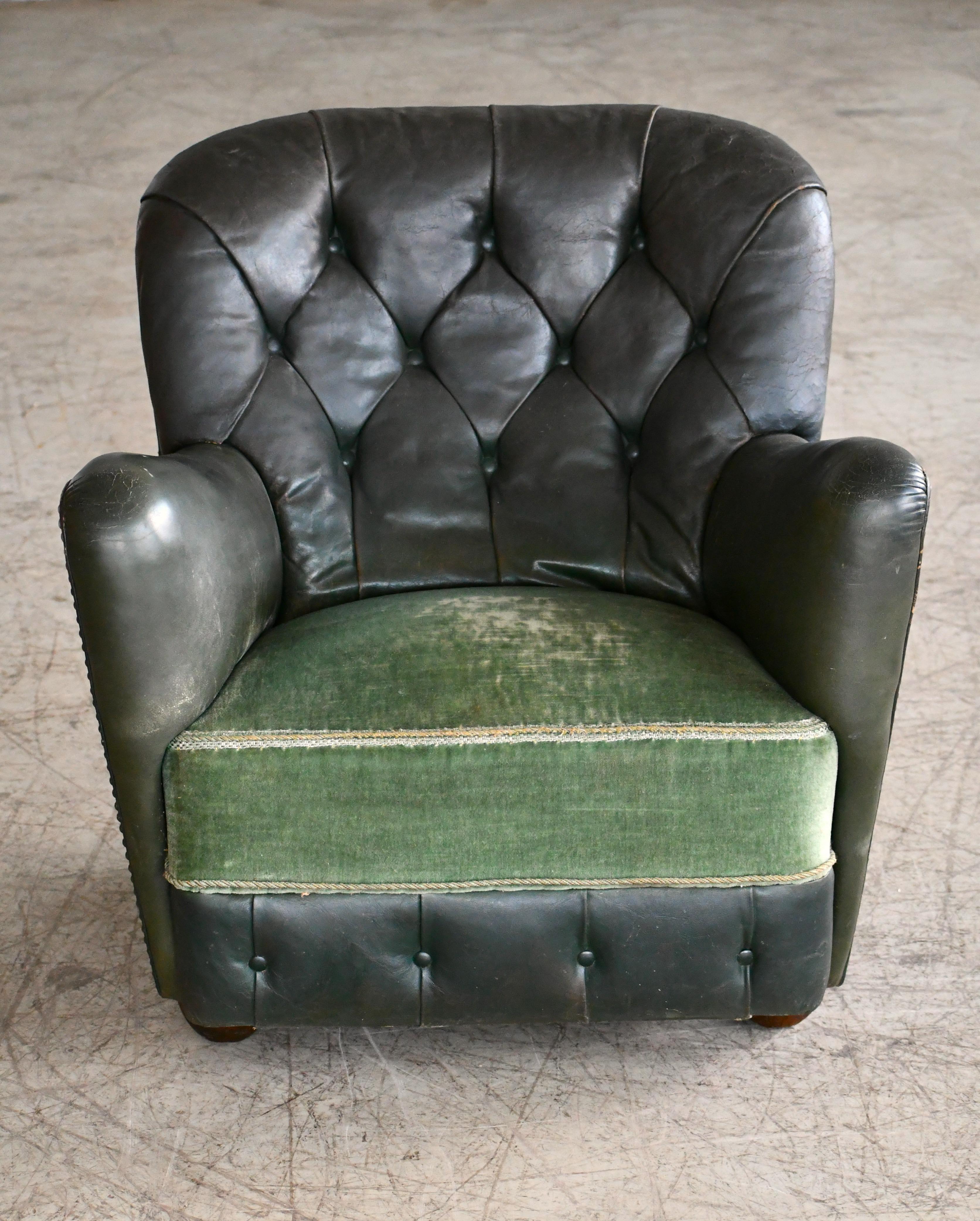 Mid-Century Modern Georg Kofoed Attributed Danish 1940s Lounge Chair in Tufted Dark Green Leather