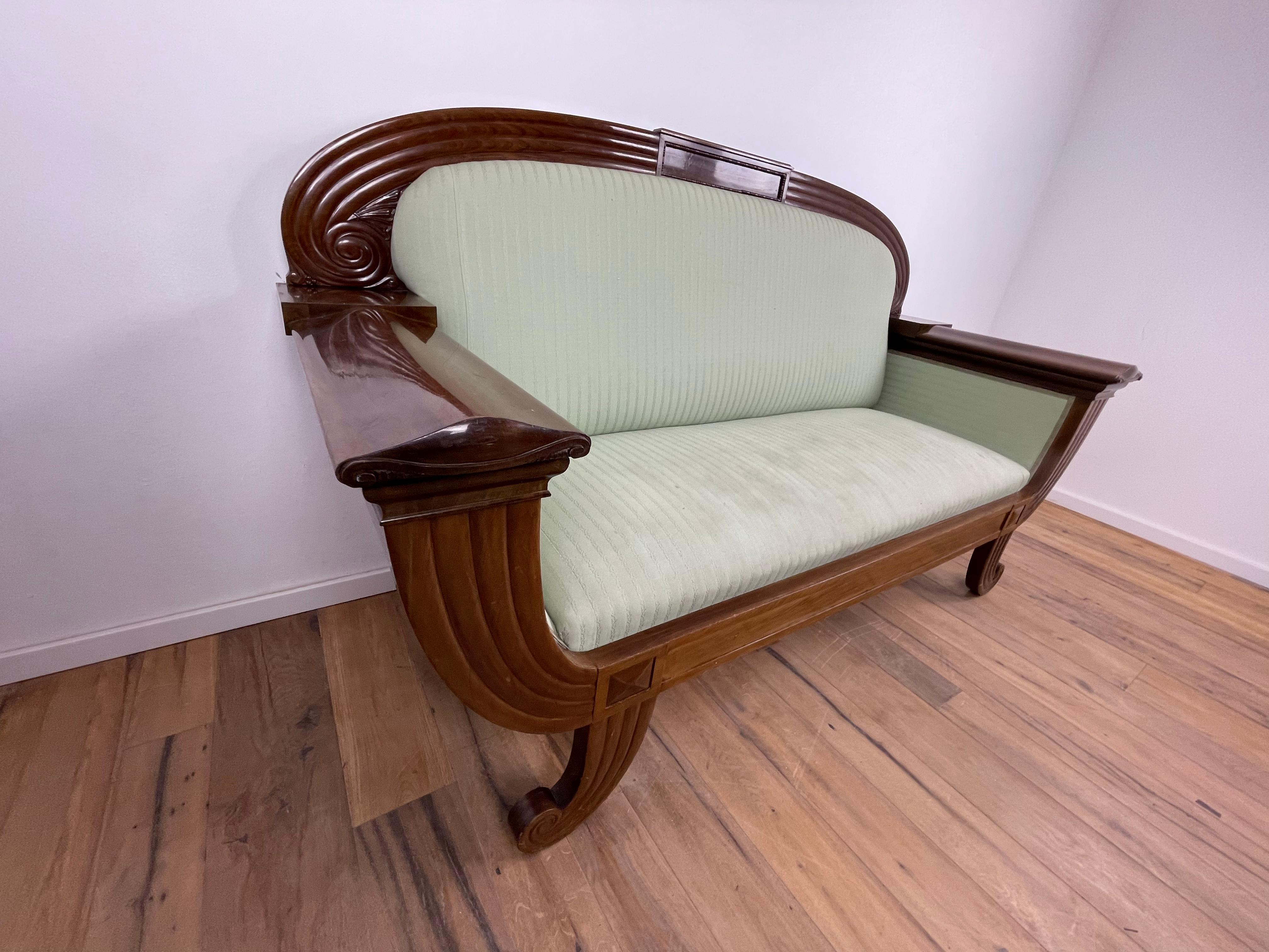 Art Deco Sofa in Walnut, with Original Green Fabric and finish by Georg Kofoed For Sale 3