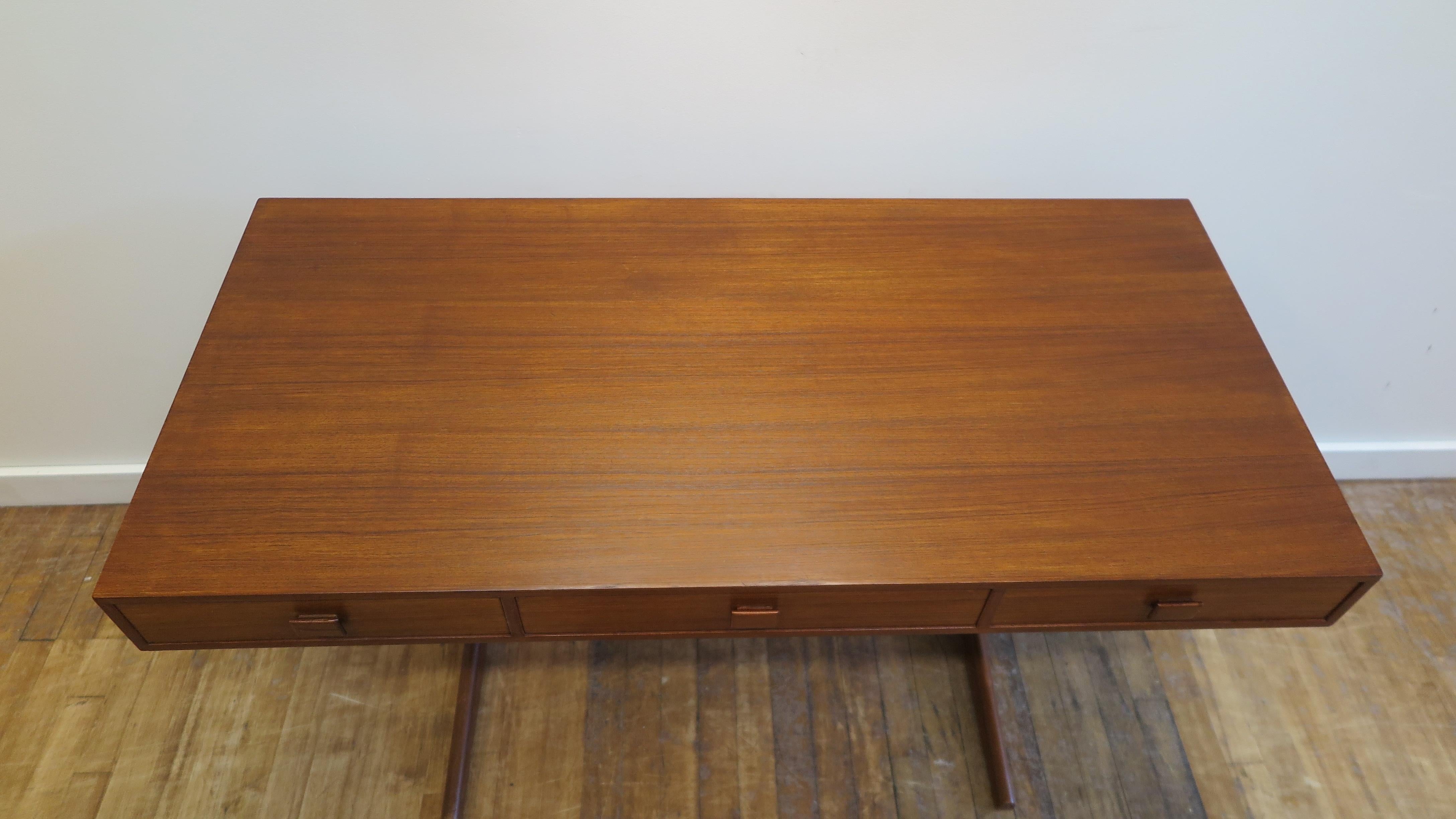 Mid-20th Century Georg Petersens Cantilever Desk For Sale
