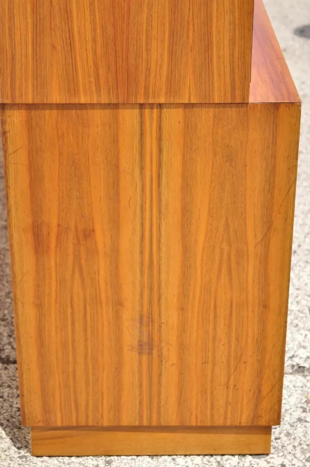 Georg Satink WK Mobel Deutsche Teakholz-Wandschrank-Anrichte/Anrichte/Schrank Dänisch Modern im Angebot 4