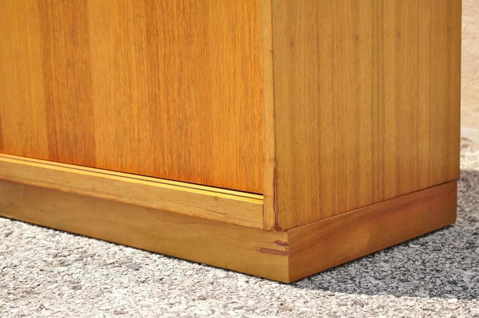 Georg Satink WK Mobel Deutsche Teakholz-Wandschrank-Anrichte/Anrichte/Schrank Dänisch Modern (20. Jahrhundert) im Angebot