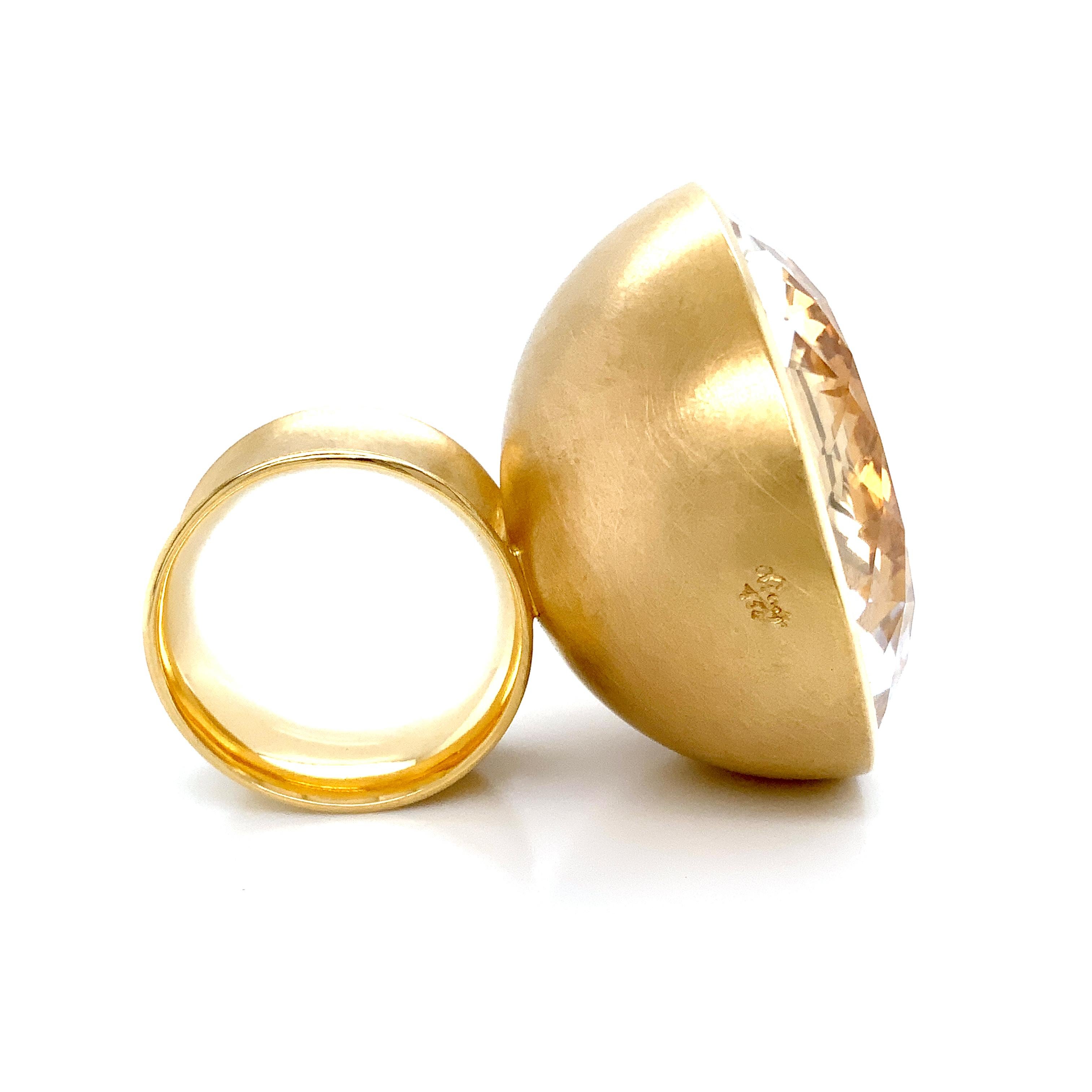 Round Cut  Georg Spreng - Blub Ring 18 Karat Yellow Gold, Round Natural Rock Crystal 38 mm For Sale