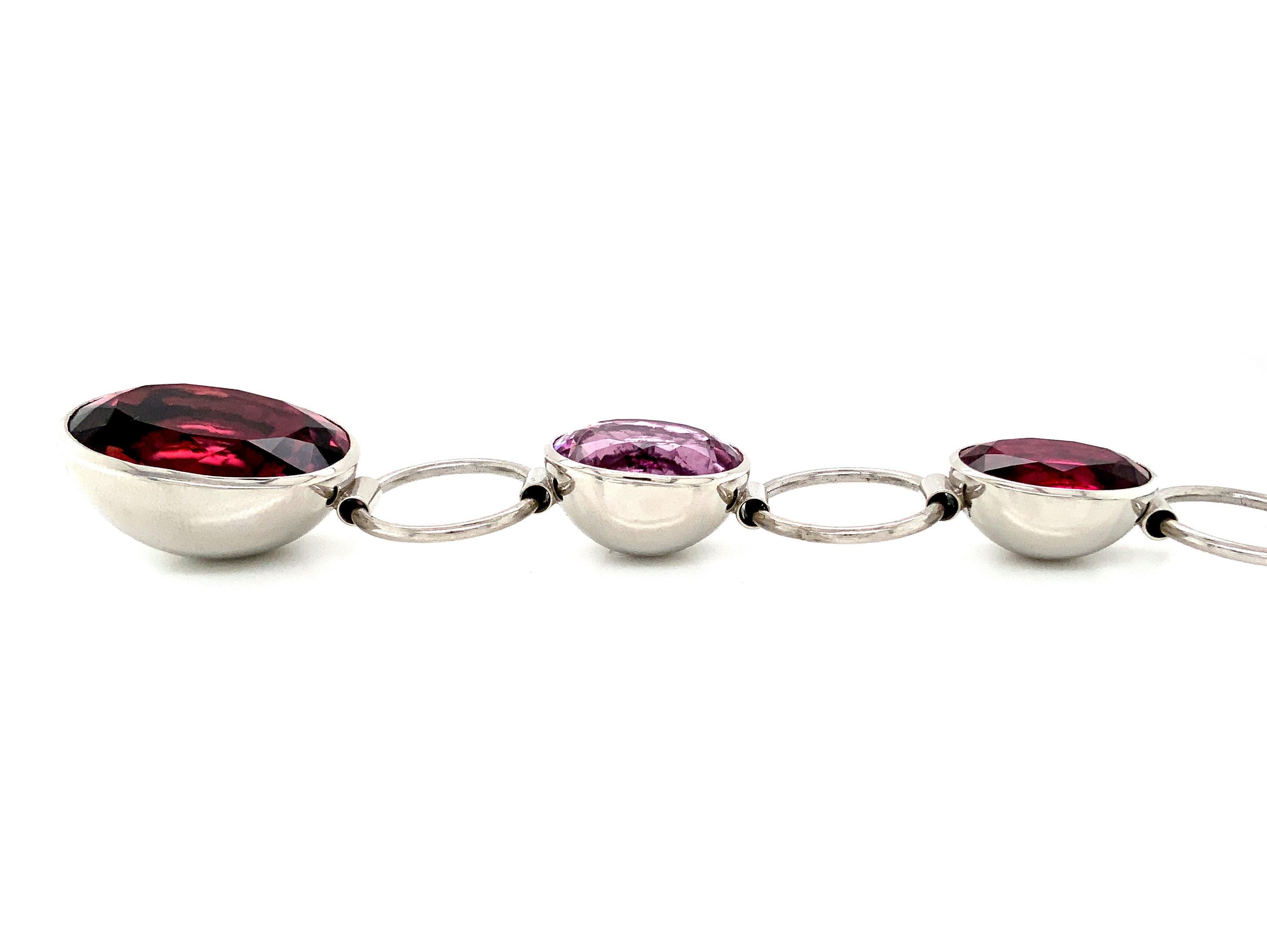 Contemporary Georg Spreng - Rouge Amour Necklace Platinum 950 red pink Rubelite lilac Kunzite For Sale